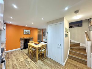 Photo 5- click for photo gallery